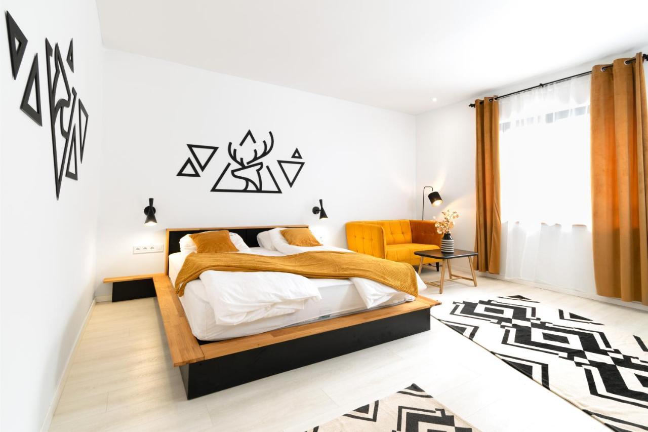 Szolid Apartment